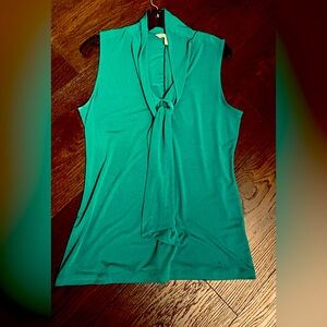 BR Sleeveless Blouse